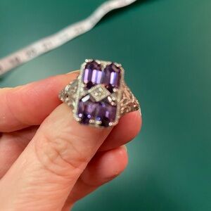 Elegant amethyst ring